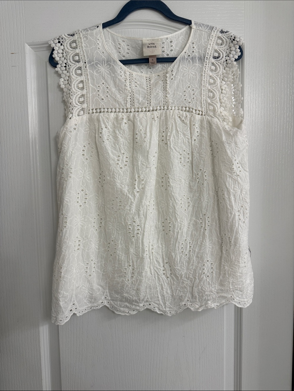 Knox Rose White Eyelet Lace Sleeveless Top NWOT